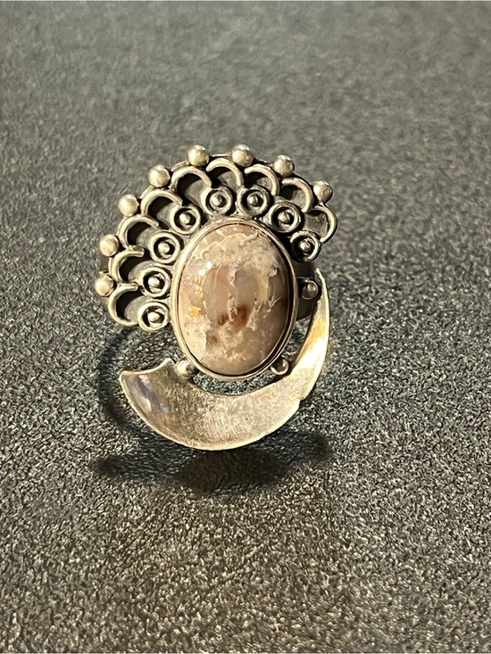 Jewelry - Handcrafted Silver Statement Ring with Purple Agate. Size 7 3/4